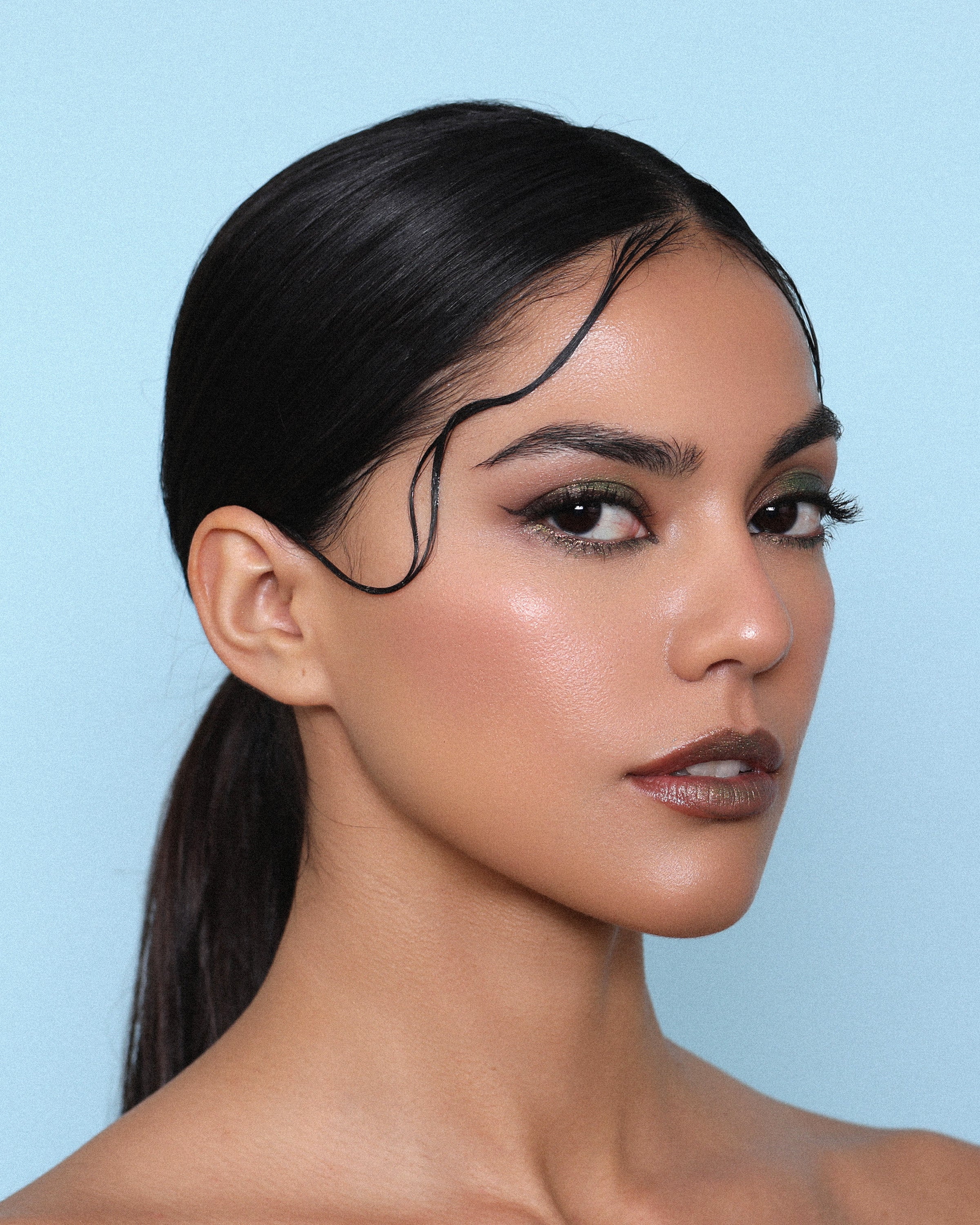 Supernova Glitz Shadow (003, Starbloom)