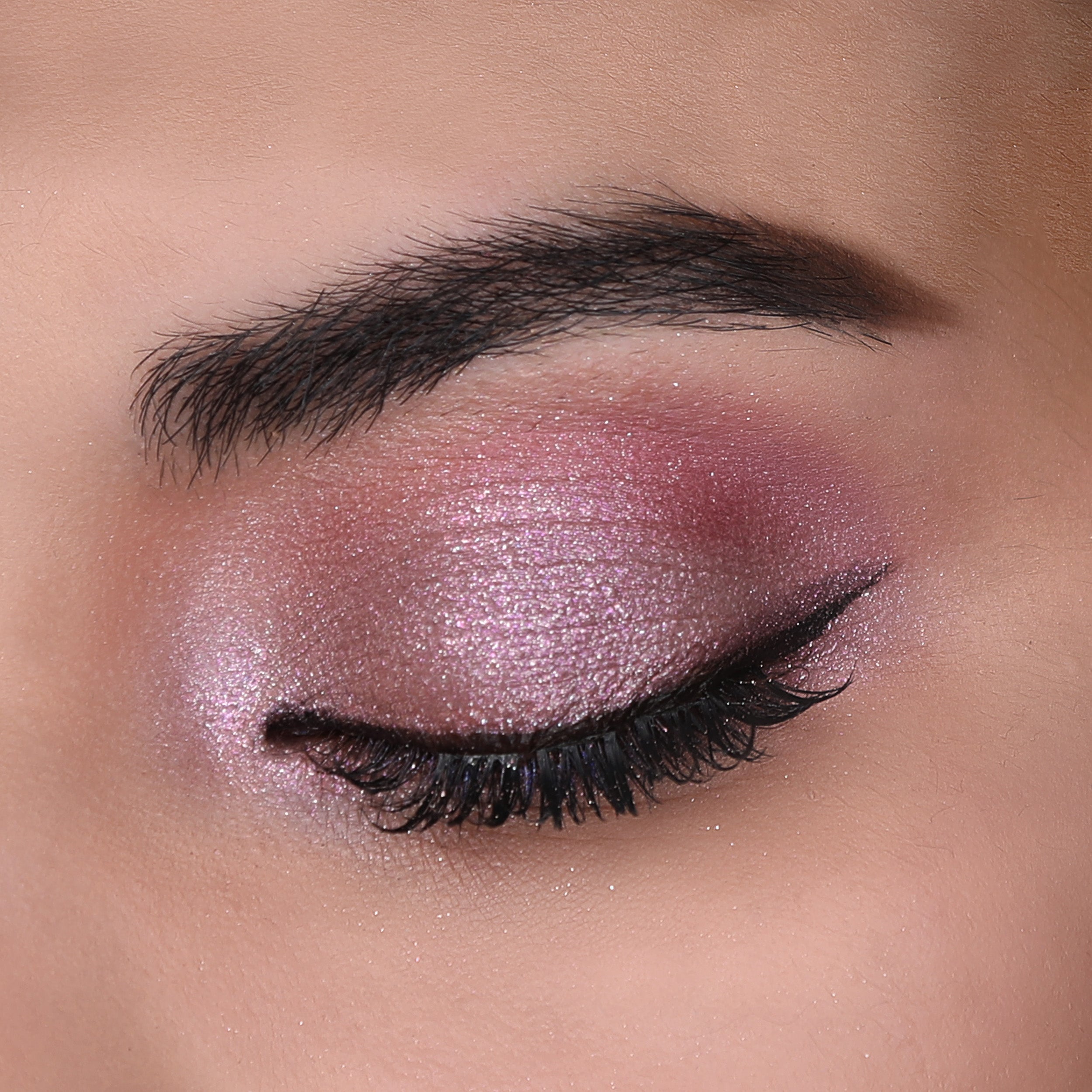 Chroma Light Shadow (003, Kiss & Tell)