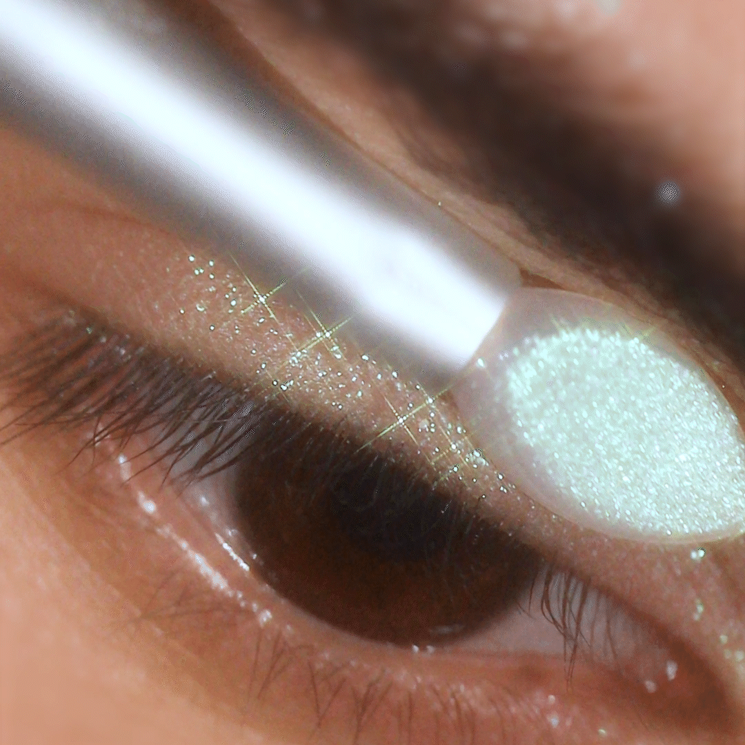 Chroma Light Shadow (017, Opal Gazed)