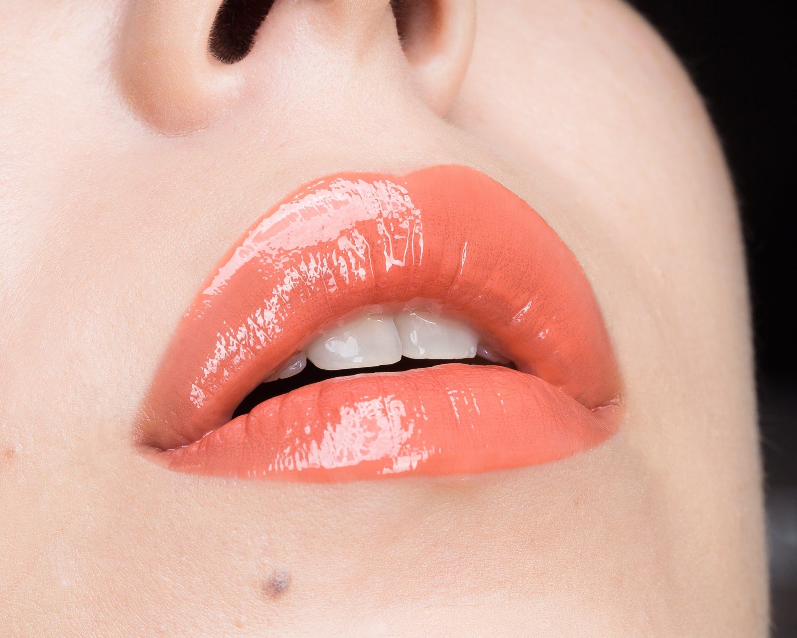 Gloss Affair Lip Gloss (008, Tulip)