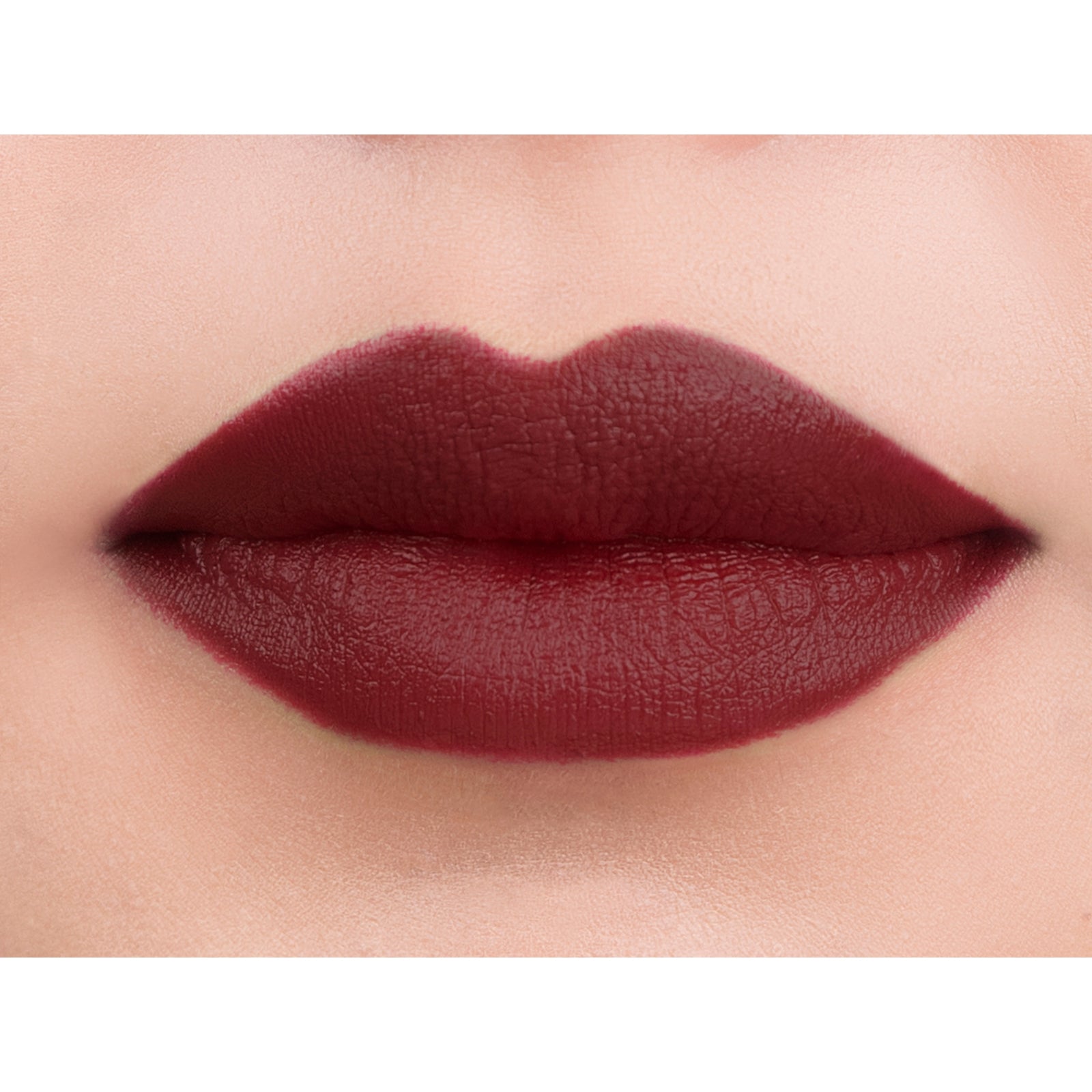 Defiant Creamy Lipstick (016, Dark Romance)