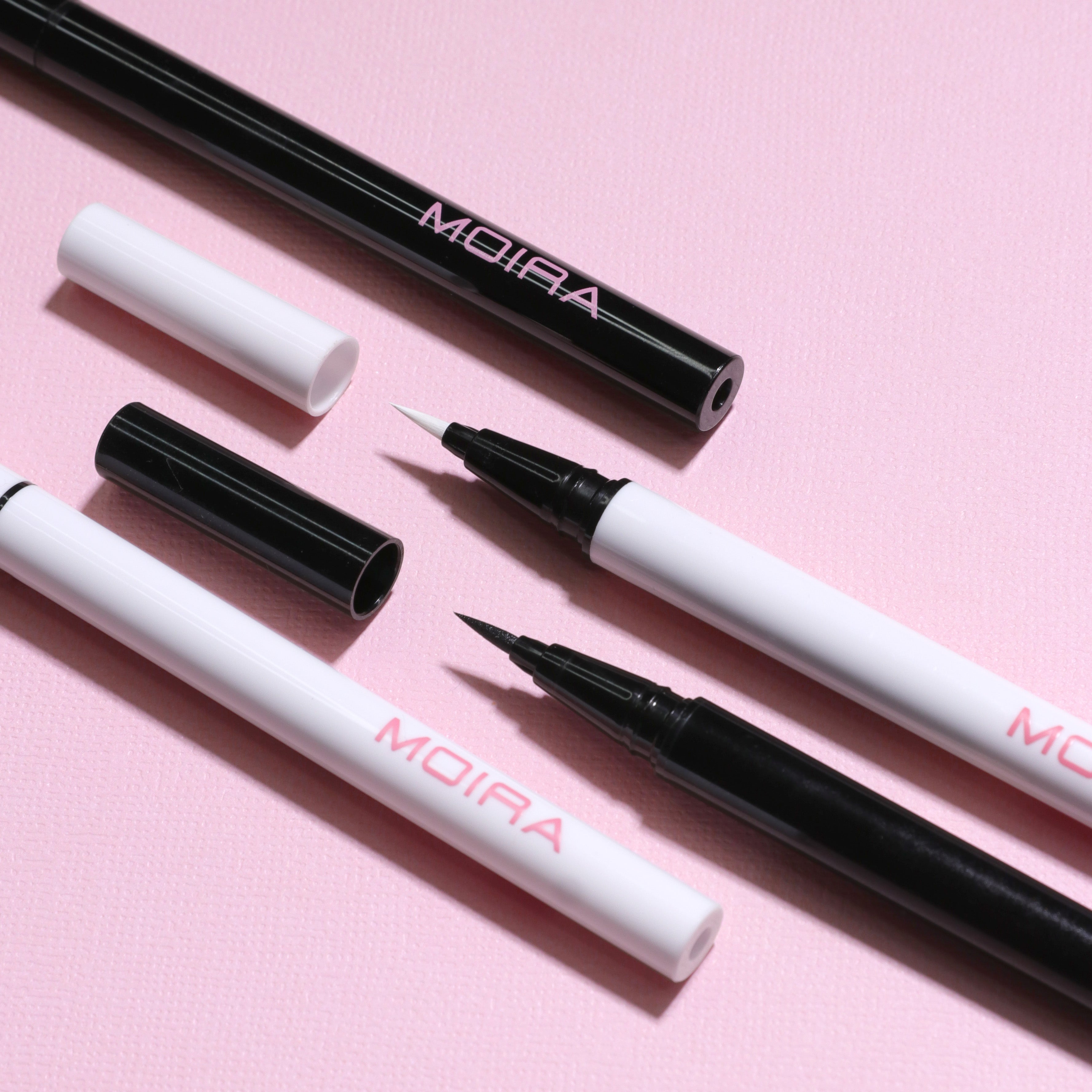 Precision Liquid Liner (002, White)